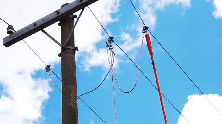 Aplicacao de aterramento Temporario